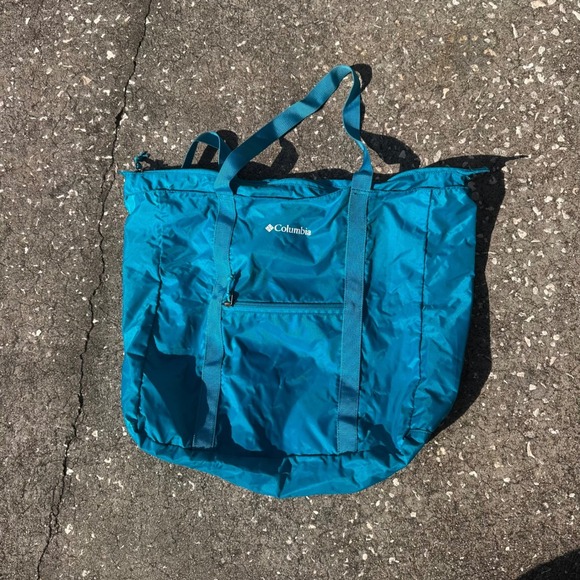 Columbia Aqua Blue Tote Bag Lightweight Nylon Travel Carryall Zip Top O/S - Picture 4 of 9